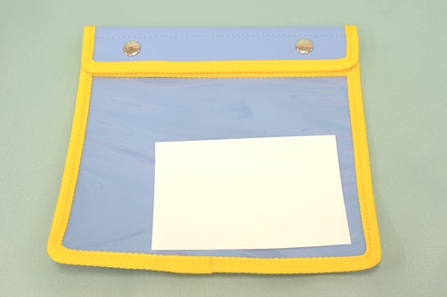 郵送バッグの写真